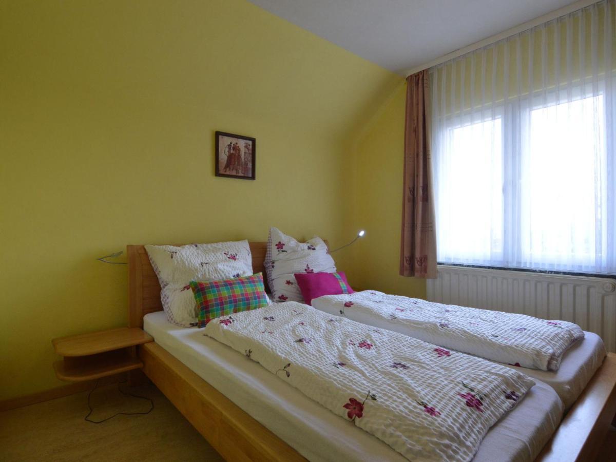בוטגנבאך Traditional Holiday Home In B Tgenbach With Sauna מראה חיצוני תמונה