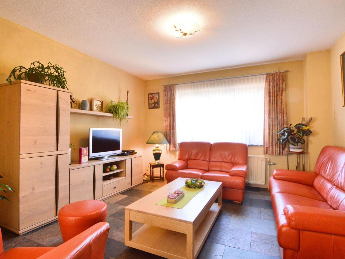 בוטגנבאך Traditional Holiday Home In B Tgenbach With Sauna מראה חיצוני תמונה