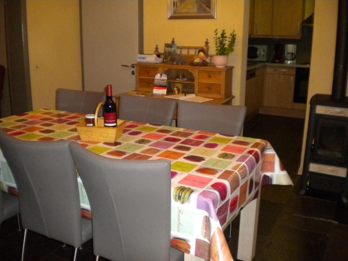 בוטגנבאך Traditional Holiday Home In B Tgenbach With Sauna מראה חיצוני תמונה